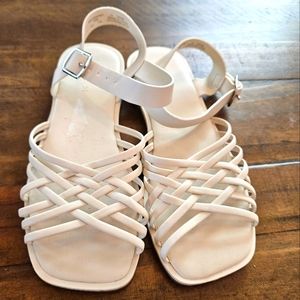 Zara girls sandals size 31